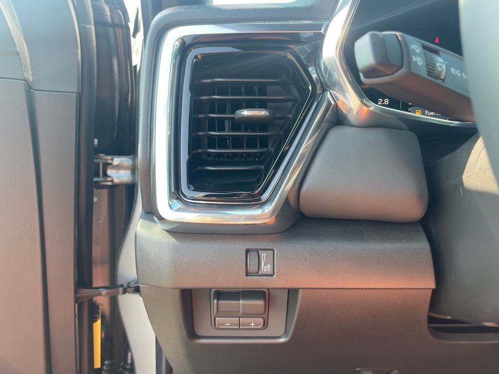 New 2026 GMC Canyon Elevation w/ Convenience Package image 18