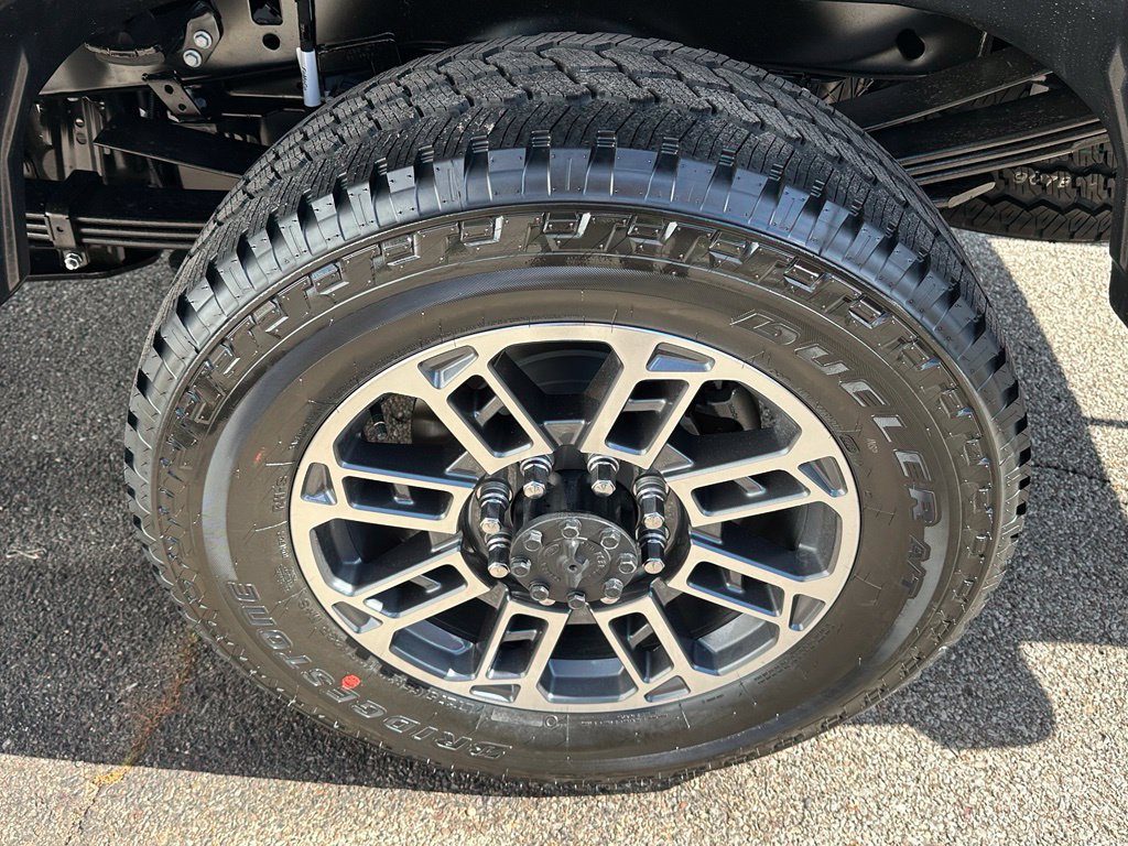 New 2027 Ford F250 Platinum w/ Platinum Plus Package AWD/4WD image 6