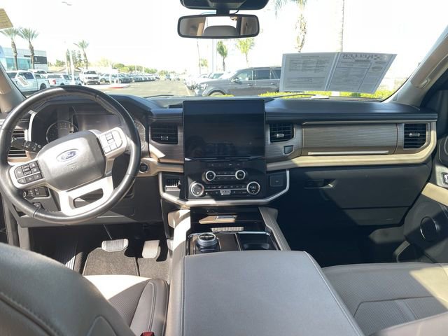 Used 2024 Ford Expedition Limited image 20