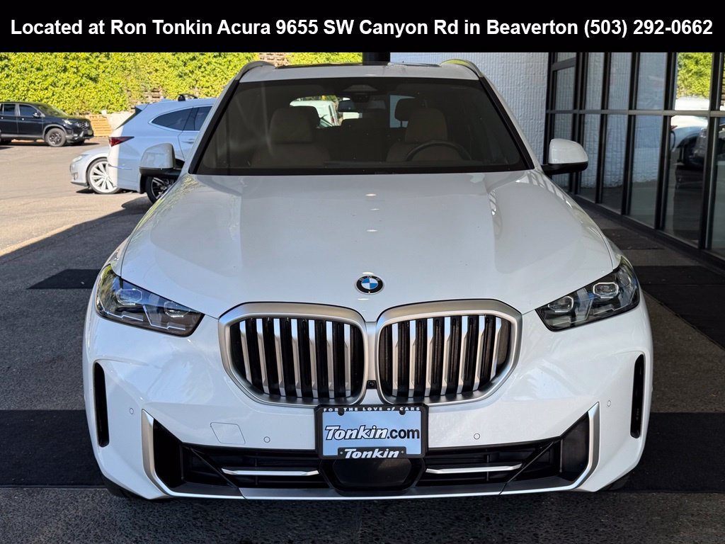 Used 2025 BMW X5 xDrive40i w/ Climate Comfort Package AWD/4WD image 3