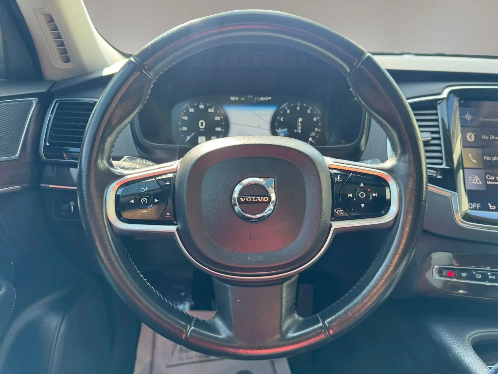 Used 2017 Volvo XC90 T6 Momentum w/ Vision Package AWD/4WD image 21