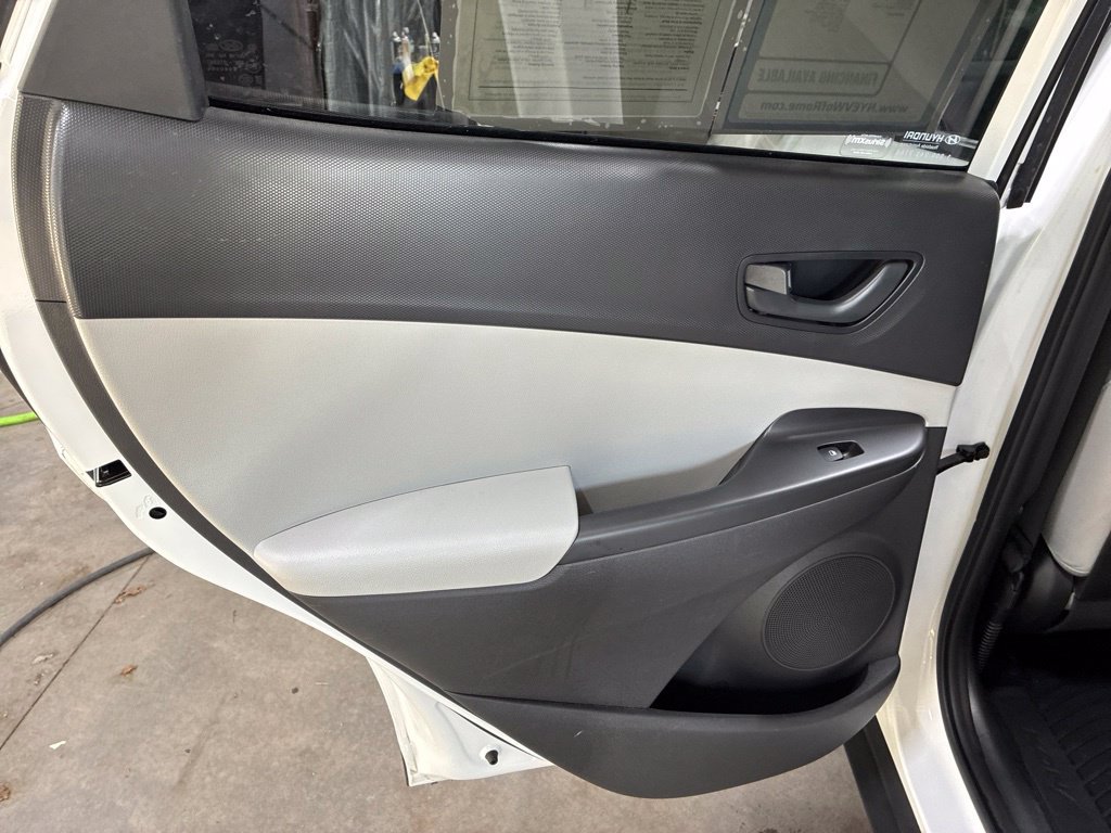 Used 2023 Hyundai Kona SEL AWD/4WD image 72