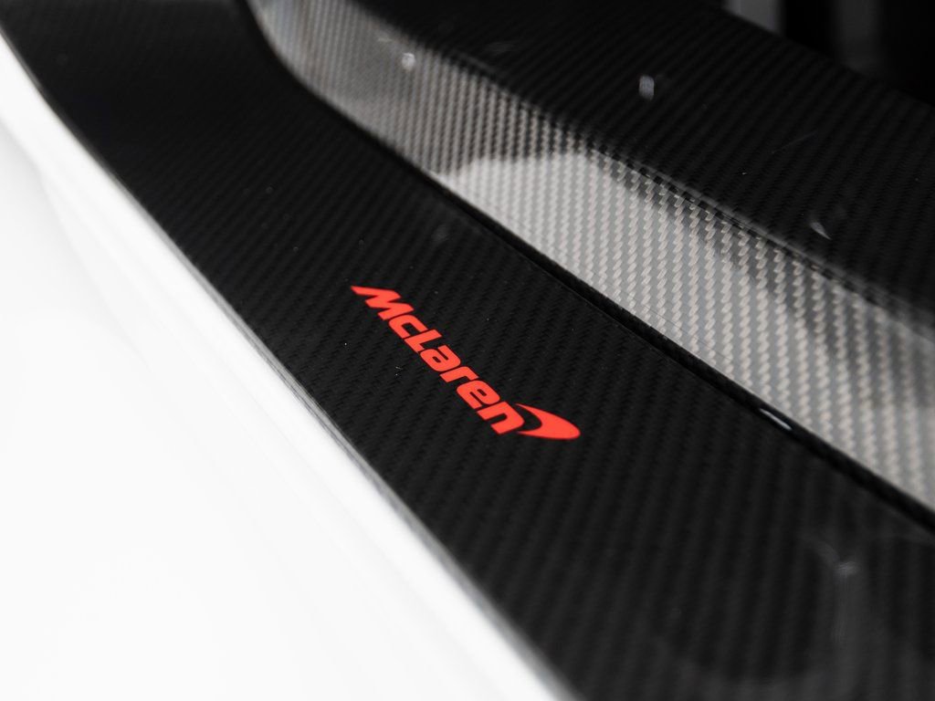 Used 2021 McLaren Elva image 14