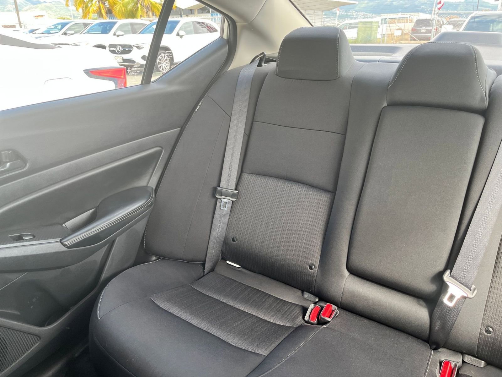 Used 2025 Nissan Altima 2.5 SV image 40