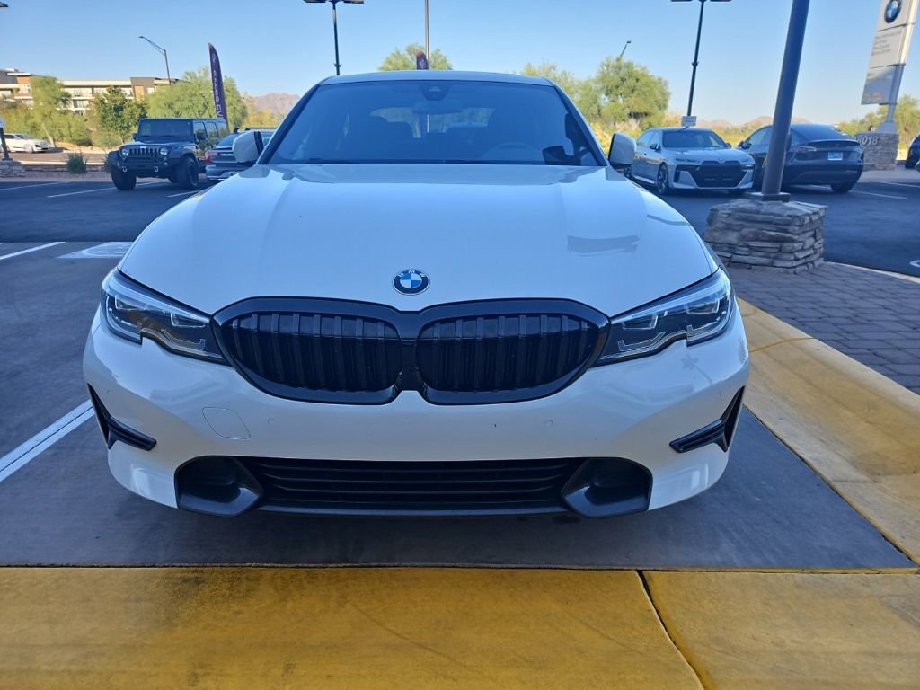 Used 2021 BMW 330i Sedan w/ Convenience Package RWD image 2