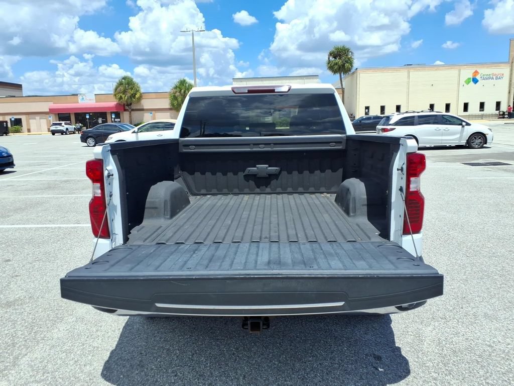 Used 2023 Chevrolet Silverado 1500 LT w/ Protection Package RWD image 19