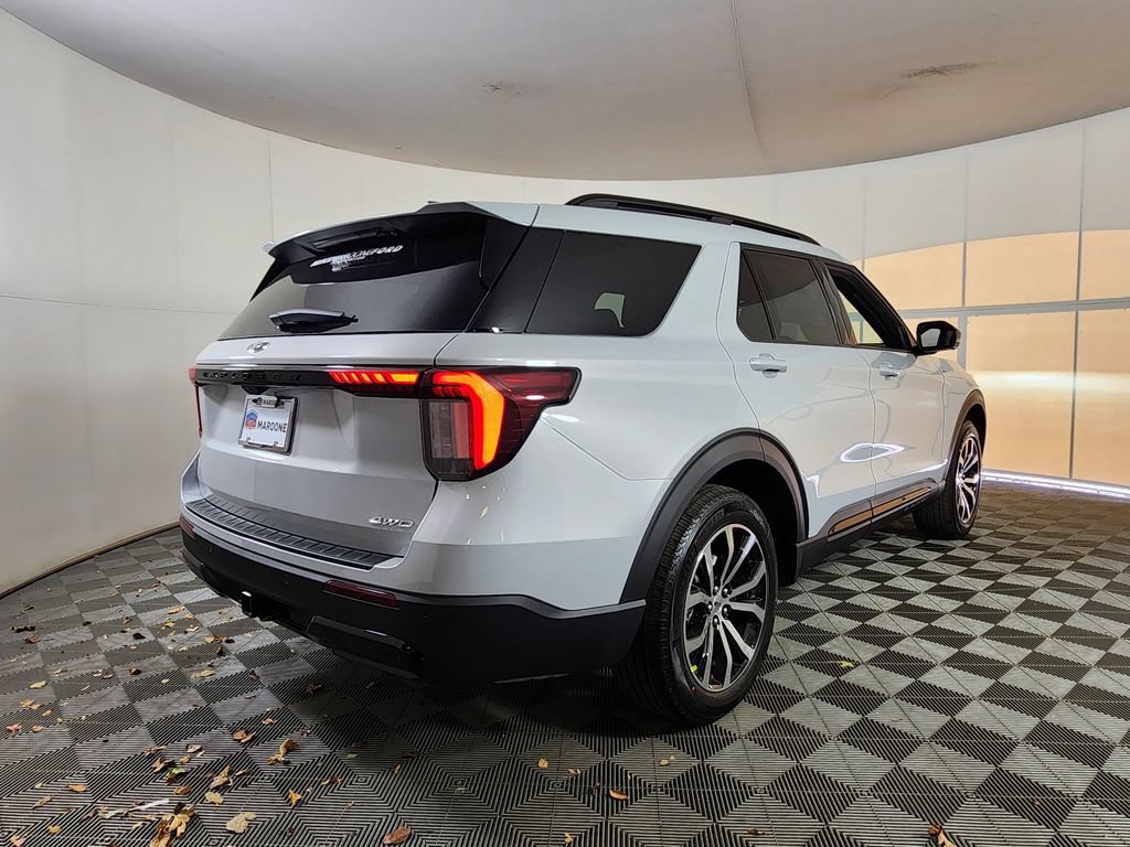 New 2026 Ford Explorer ST-Line AWD/4WD image 7