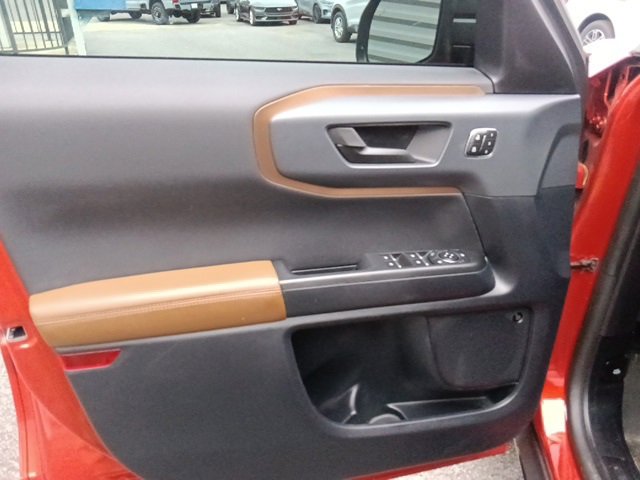 Used 2023 Ford Bronco Sport Outer Banks w/ Tech Package image 11