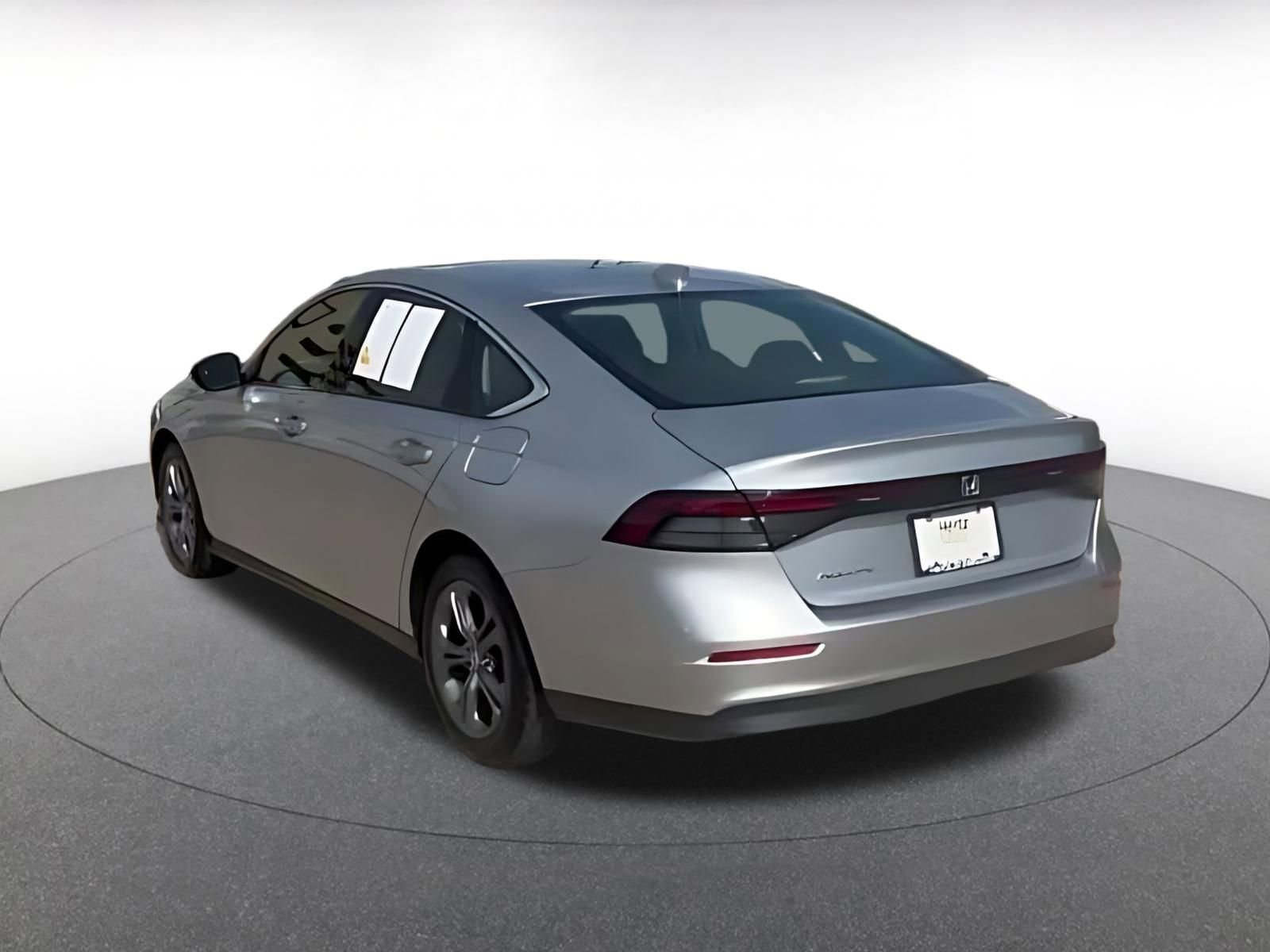 Used 2024 Honda Accord EX image 16