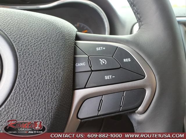 Used 2018 Jeep Grand Cherokee Altitude AWD/4WD image 29