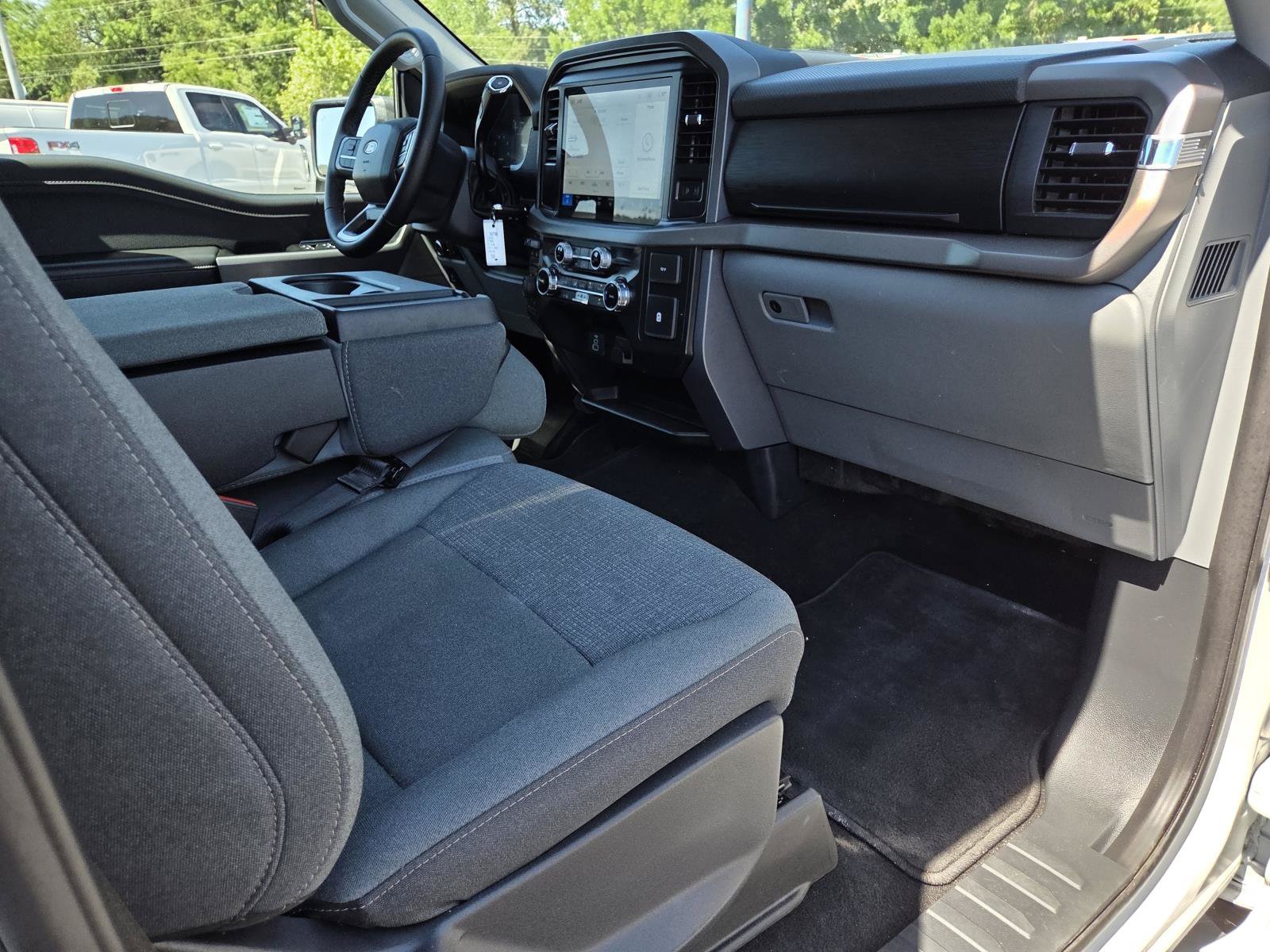Used 2025 Ford F150 XLT w/ Equipment Group 301A Standard AWD/4WD image 21