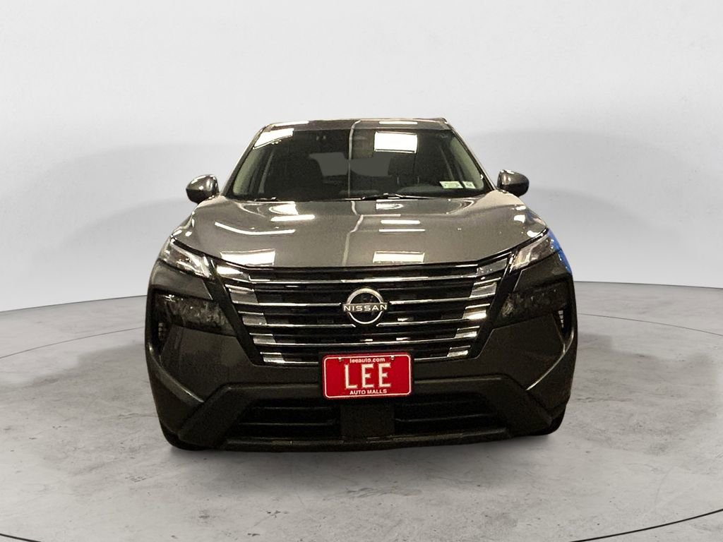 Used 2026 Nissan Rogue SV image 9