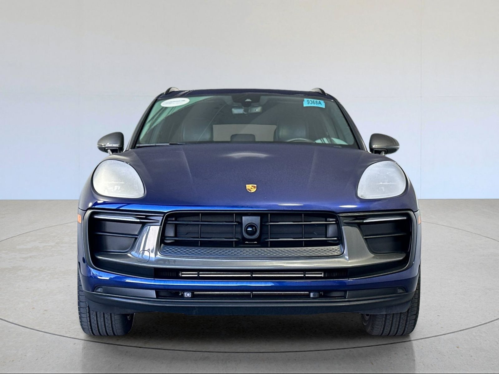 Certified 2023 Porsche Macan Turbo AWD/4WD image 11