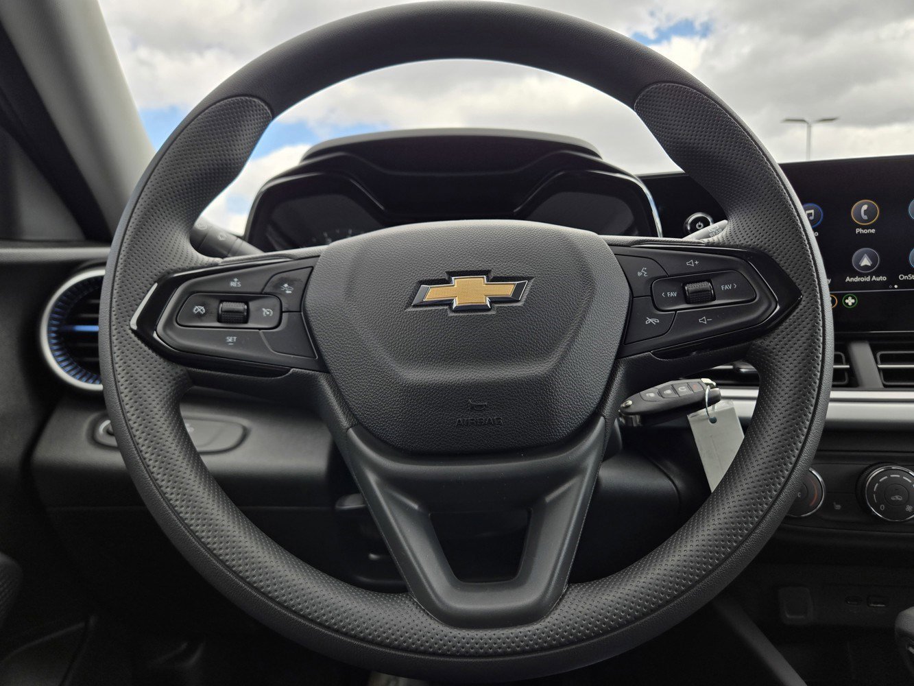 New 2026 Chevrolet Trax LS w/ LS Convenience Package FWD image 10
