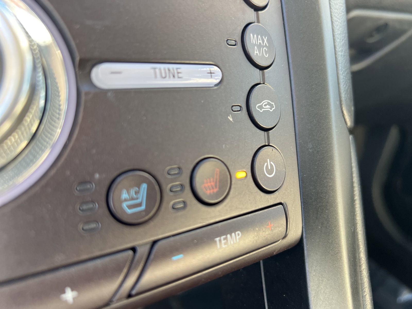 Used 2018 Ford Fusion Titanium image 39