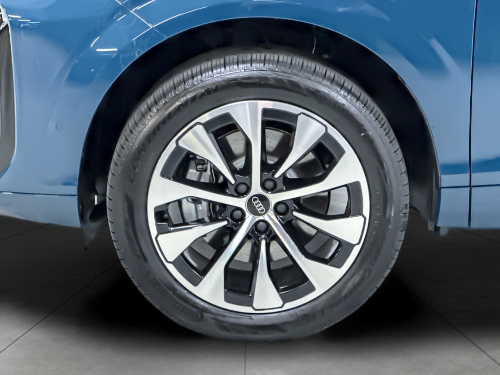 New 2026 Audi Q3 quattro 2.0T AWD/4WD image 25