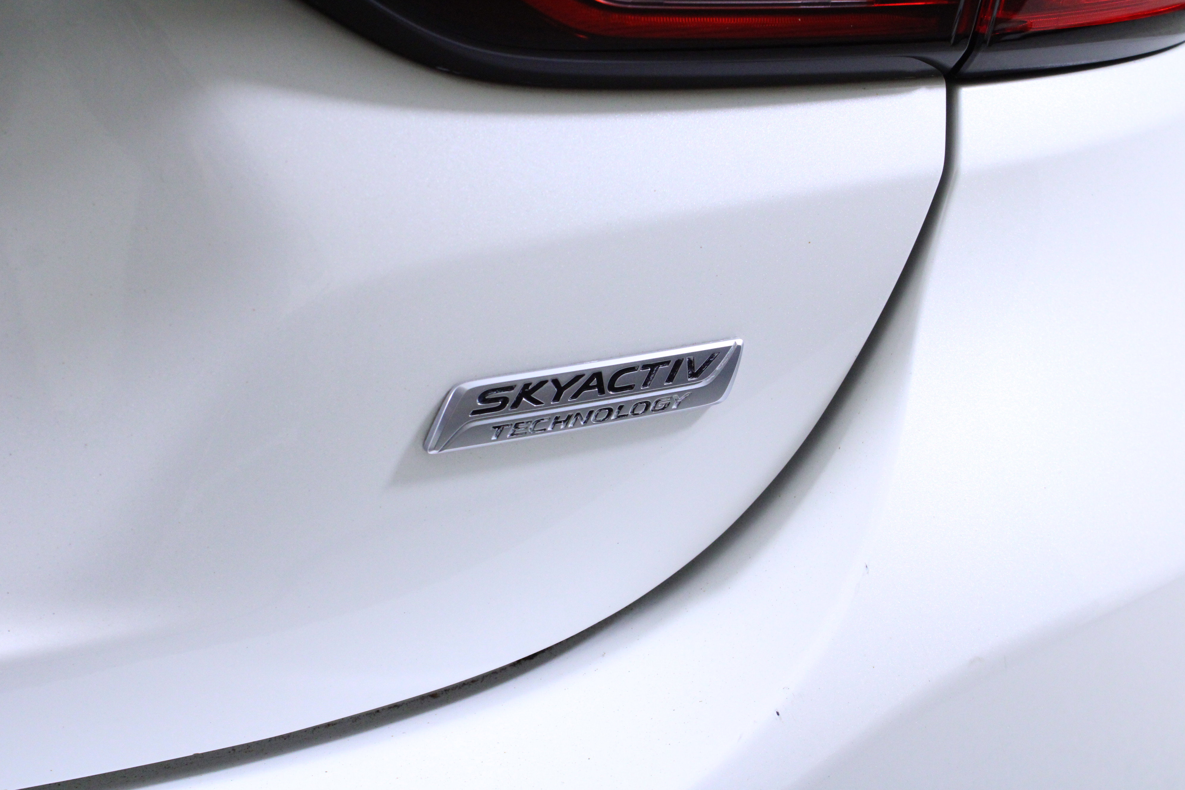 Used 2018 MAZDA MAZDA6 Signature image 10