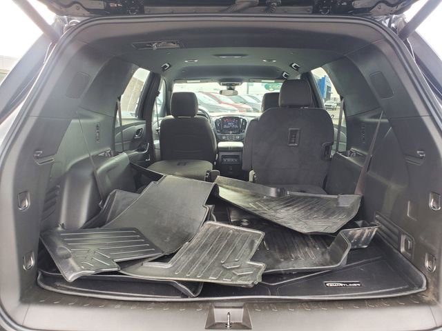 Used 2023 Chevrolet Traverse LT image 10