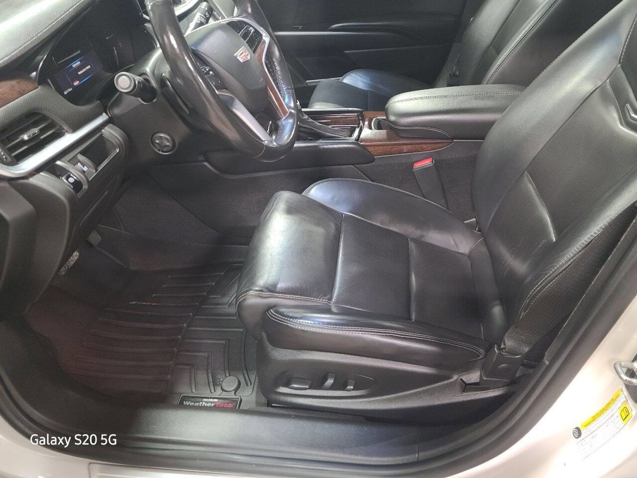 Used 2017 Cadillac XTS Luxury image 21