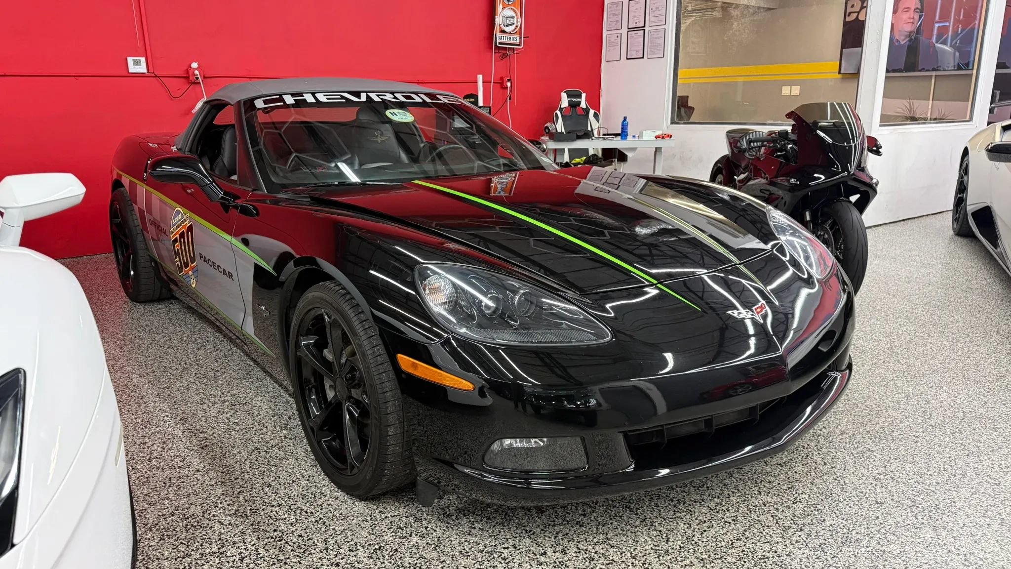 Used 2008 Chevrolet Corvette Convertible w/ Preferred Equipment Group RWD image 3