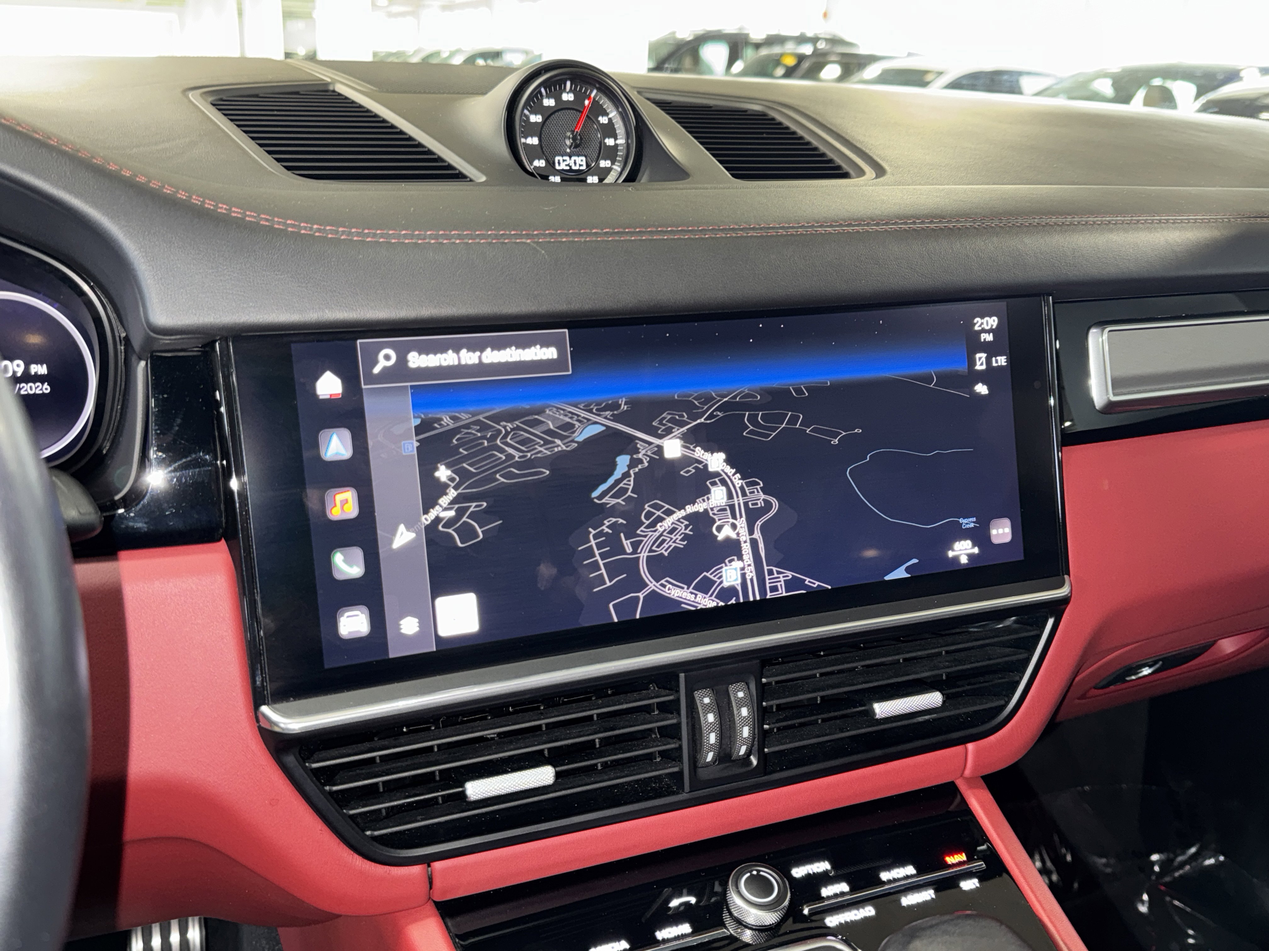 Used 2022 Porsche Cayenne Turbo image 26