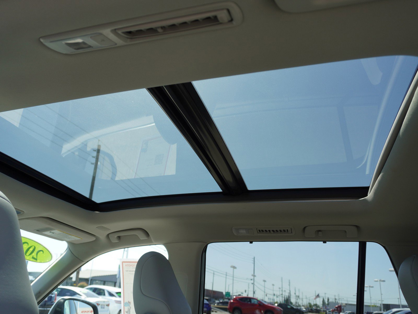 Used 2025 Toyota Grand Highlander FWD image 16