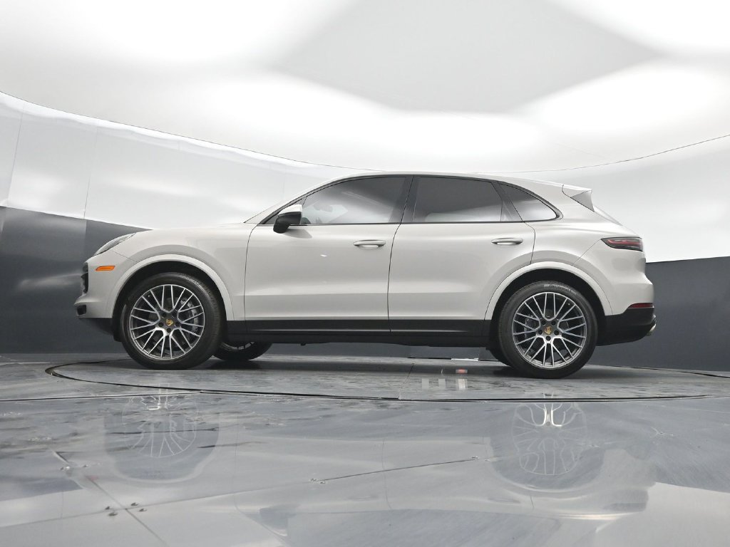 Used 2021 Porsche Cayenne AWD/4WD image 6