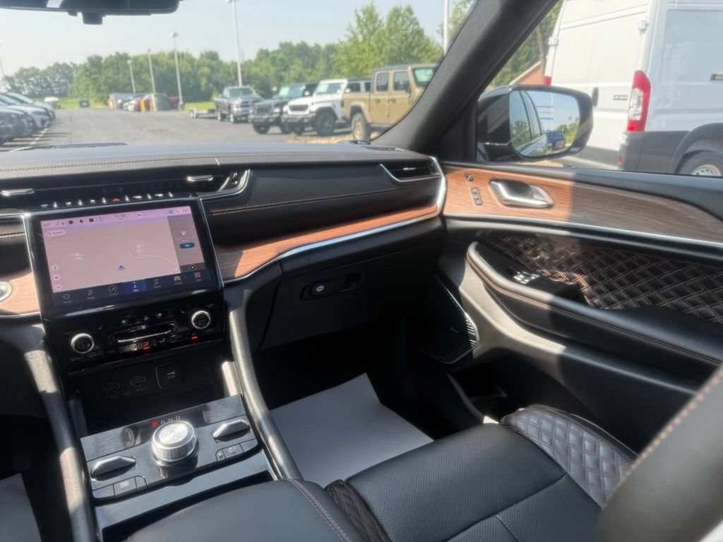 Certified 2023 Jeep Grand Cherokee Summit w/ Advanced Protech Group IV AWD/4WD image 44