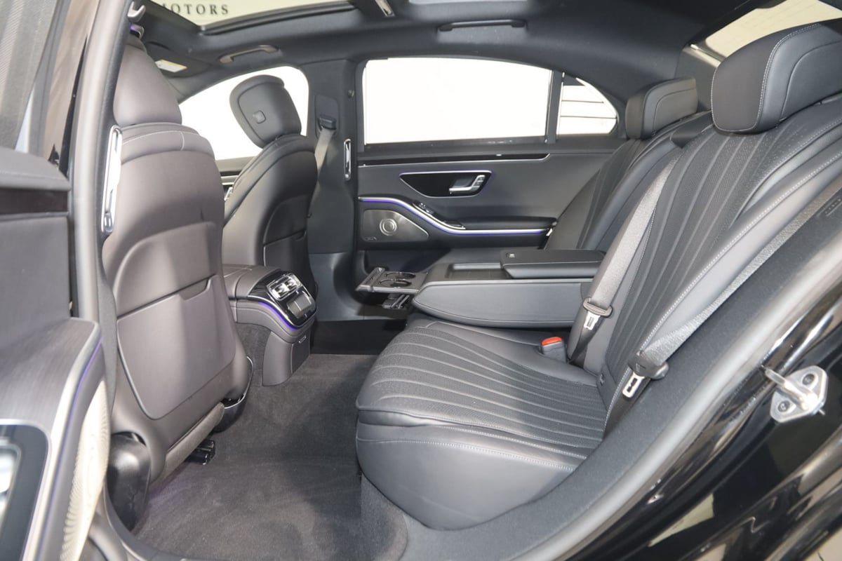 Used 2022 Mercedes-Benz S 500 4MATIC w/ AMG Line Package image 55