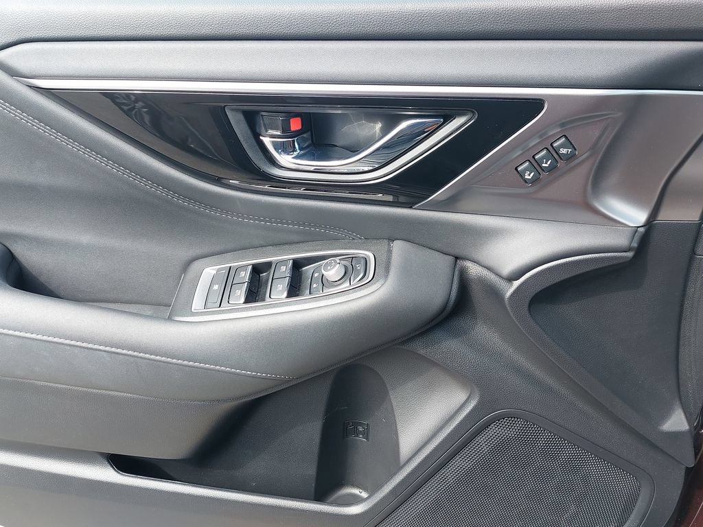 Certified 2025 Subaru Outback Touring AWD/4WD image 23