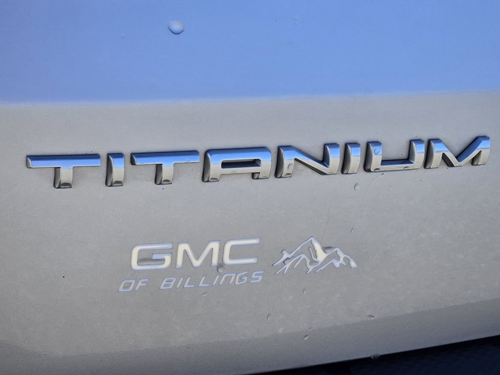 Used 2020 Ford Escape Titanium AWD/4WD image 3