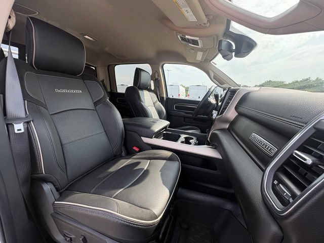 Used 2021 RAM 4500 Laramie AWD/4WD image 28