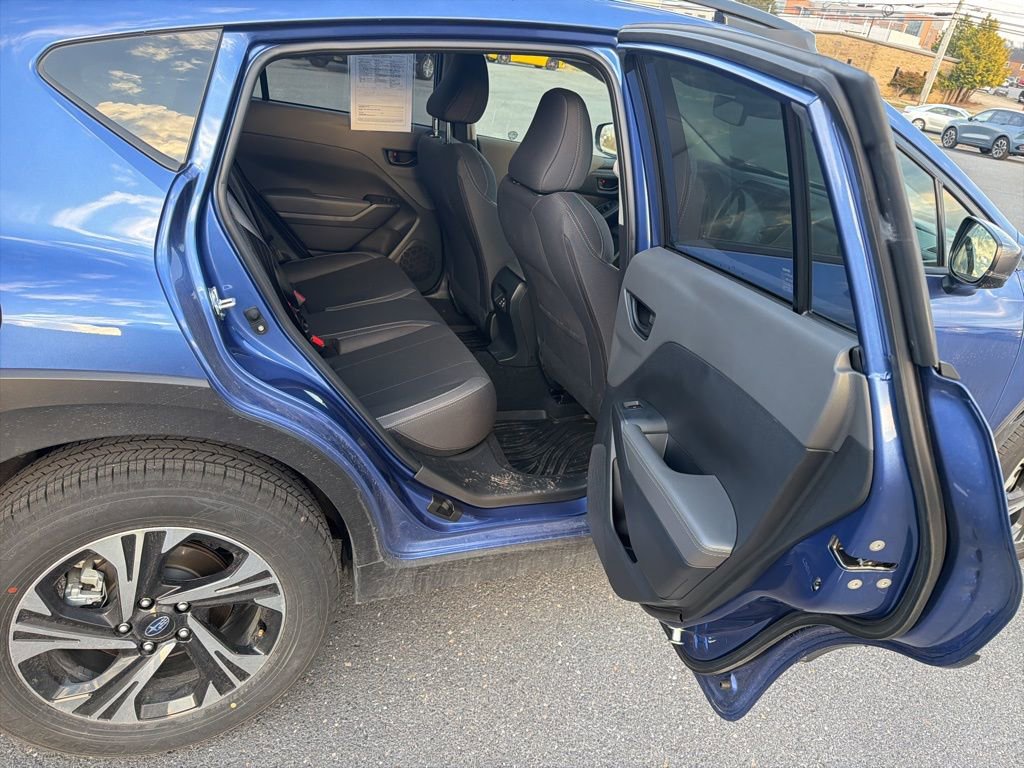 Certified 2025 Subaru Crosstrek 2.0i Premium image 18