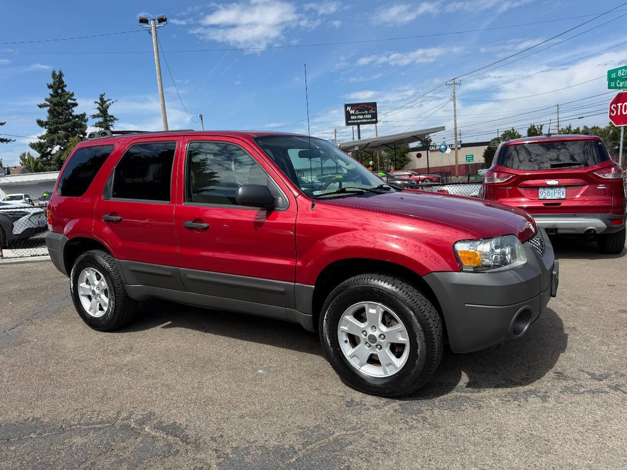 Used 2006 Ford Escape XLT image 2