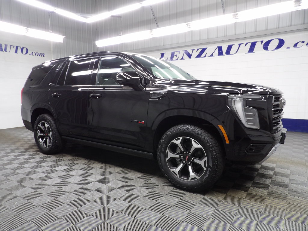 Used 2026 GMC Yukon AT4 Ultimate AWD/4WD image 3
