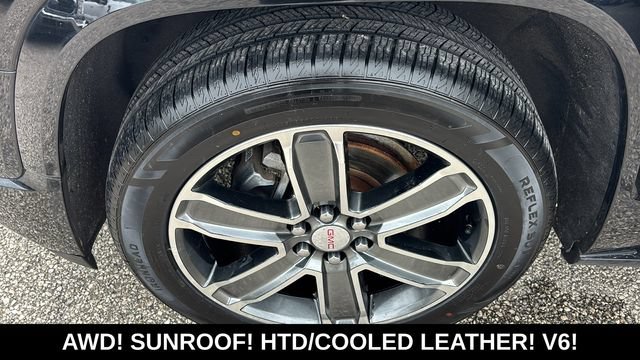 Used 2017 GMC Acadia Denali AWD/4WD image 35