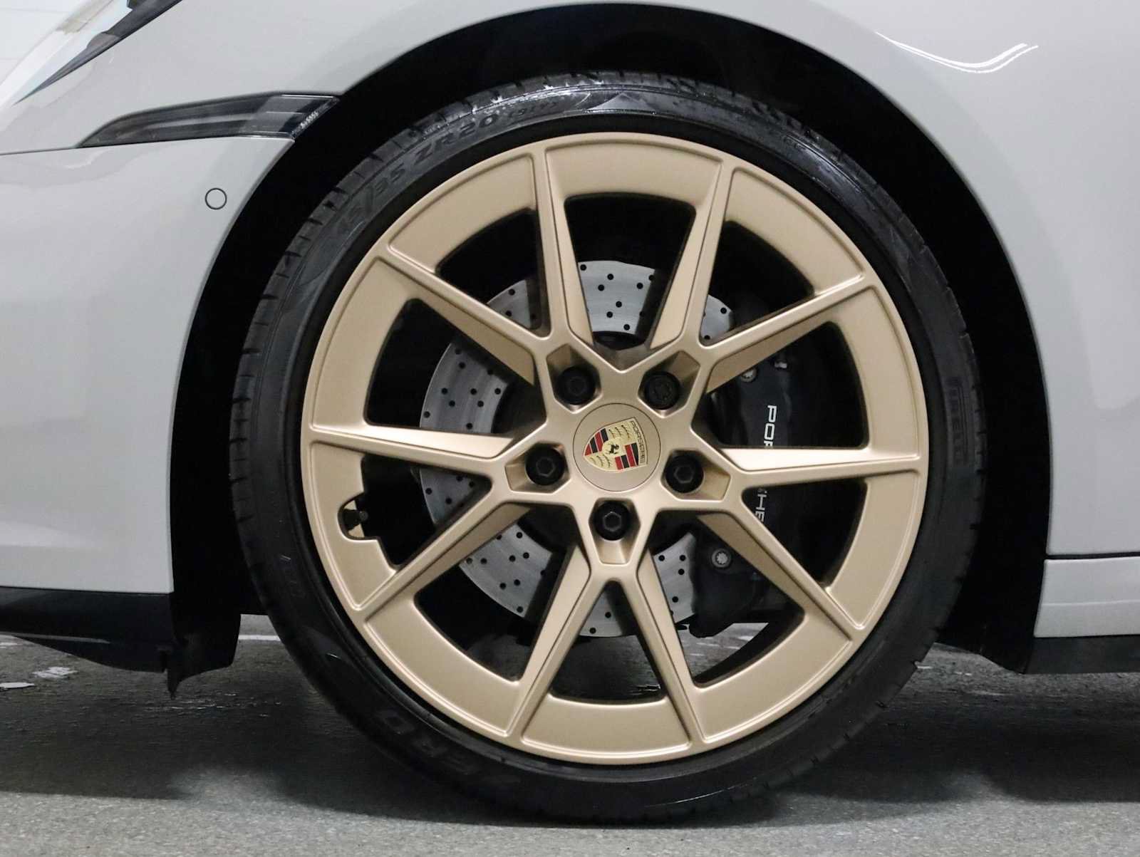 Certified 2025 Porsche 911 Carrera RWD image 38