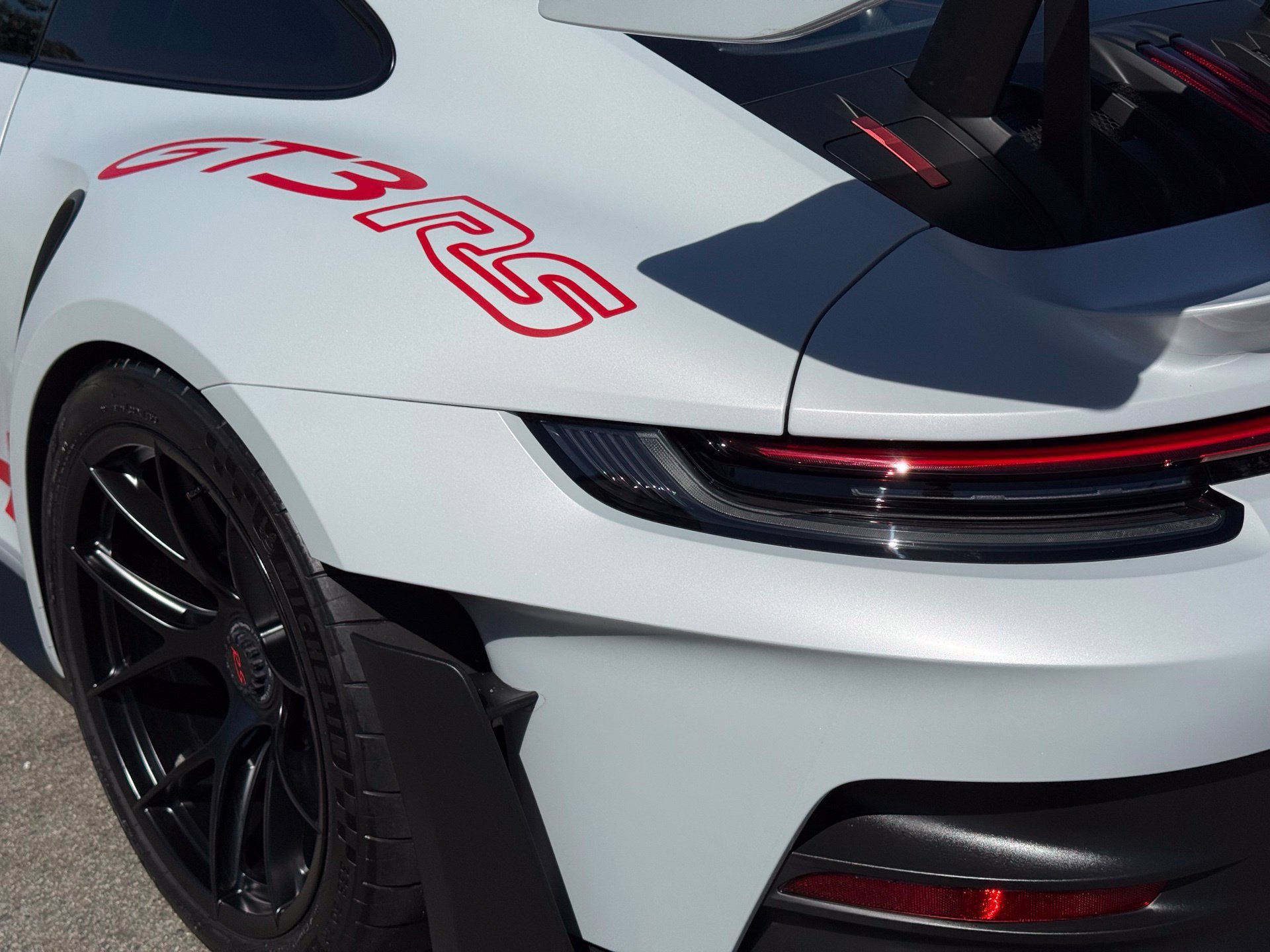 Certified 2024 Porsche 911 GT3 RS RWD image 13