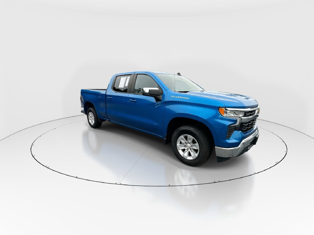 Used 2023 Chevrolet Silverado 1500 LT RWD image 2