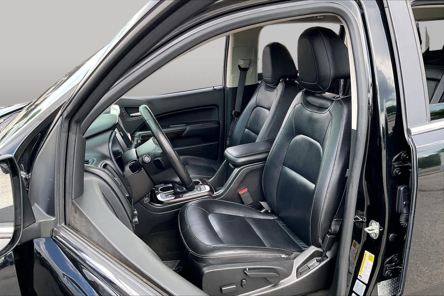 Used 2015 GMC Canyon SLT w/ Driver Alert Package AWD/4WD image 8