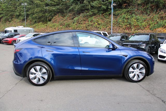 Used 2023 Tesla Model Y Long Range image 2