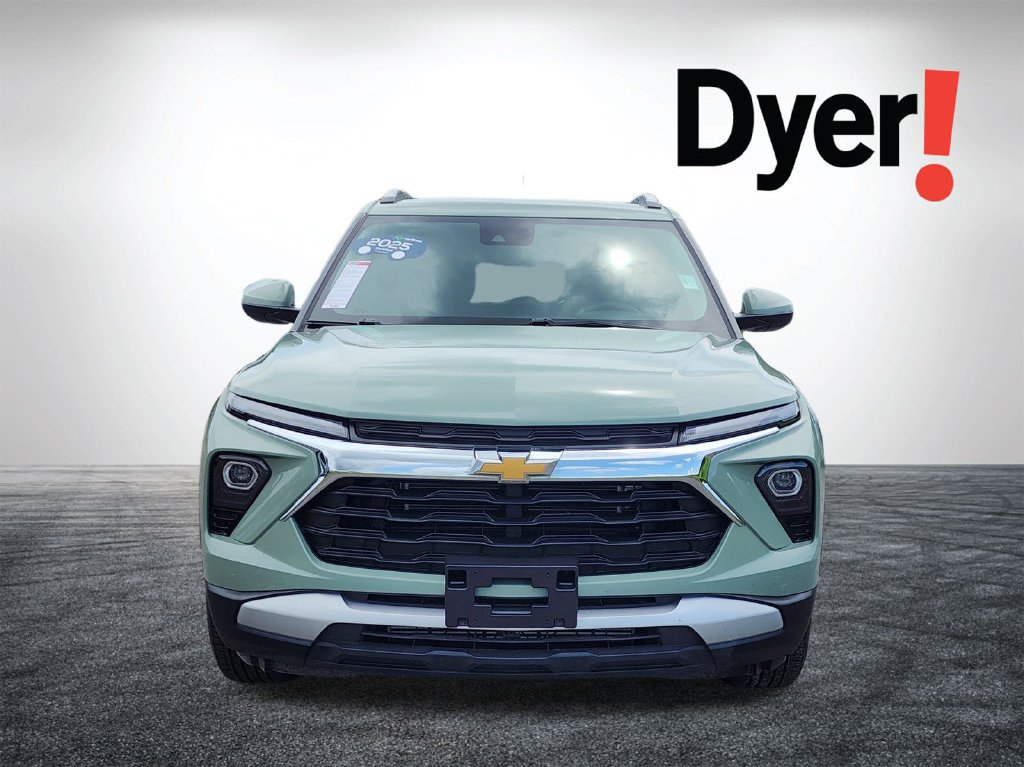 Used 2025 Chevrolet TrailBlazer LT FWD image 9