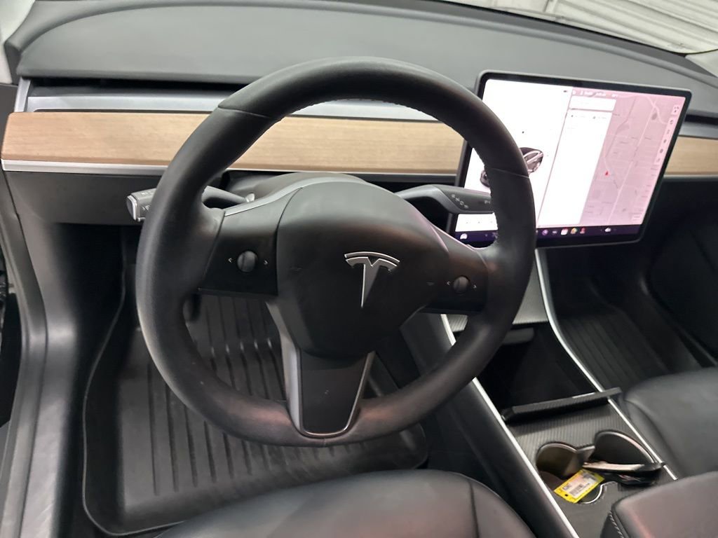 Used 2020 Tesla Model 3 Long Range image 10