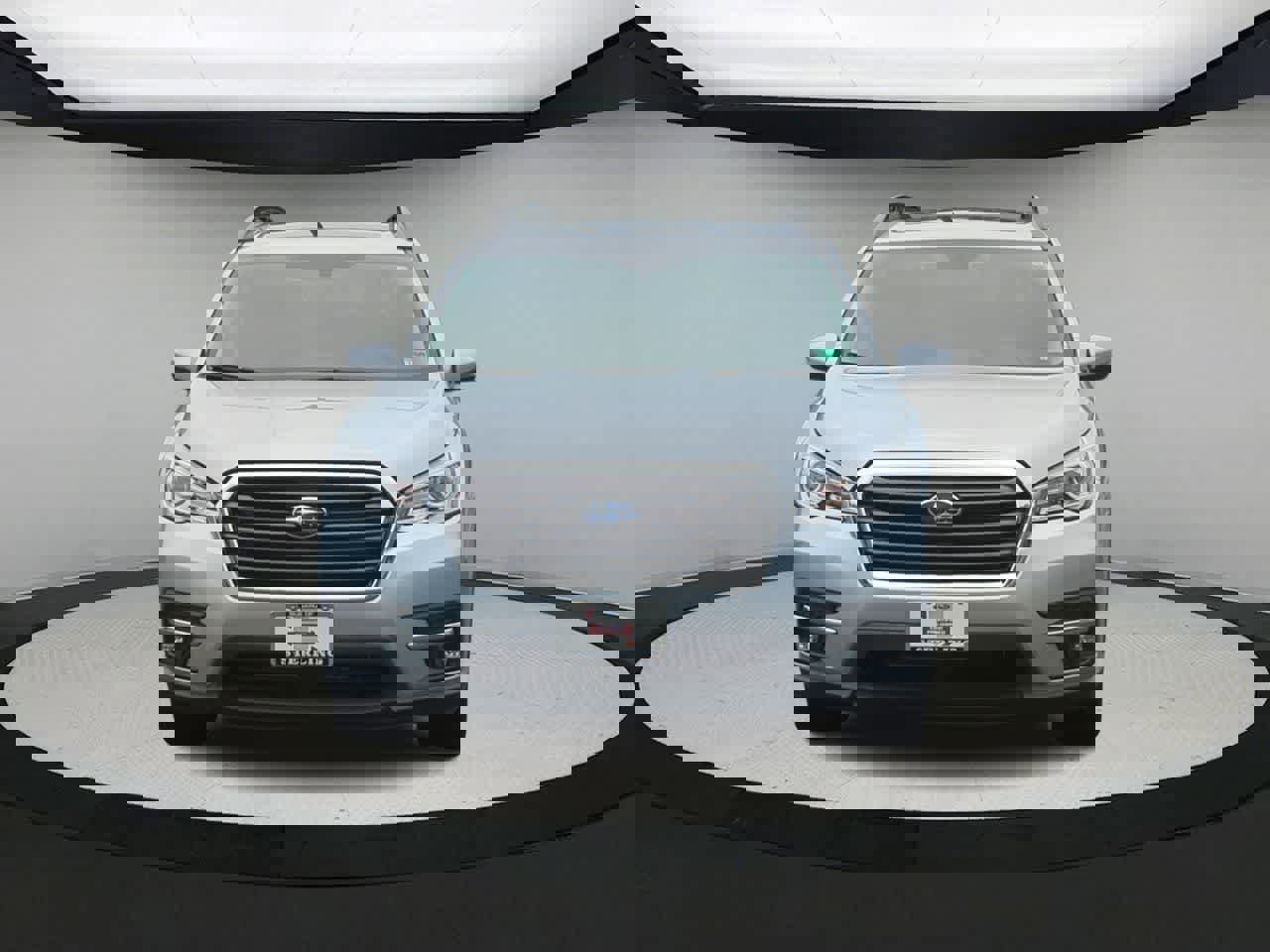 Used 2022 Subaru Ascent Limited w/ Technology Package image 3