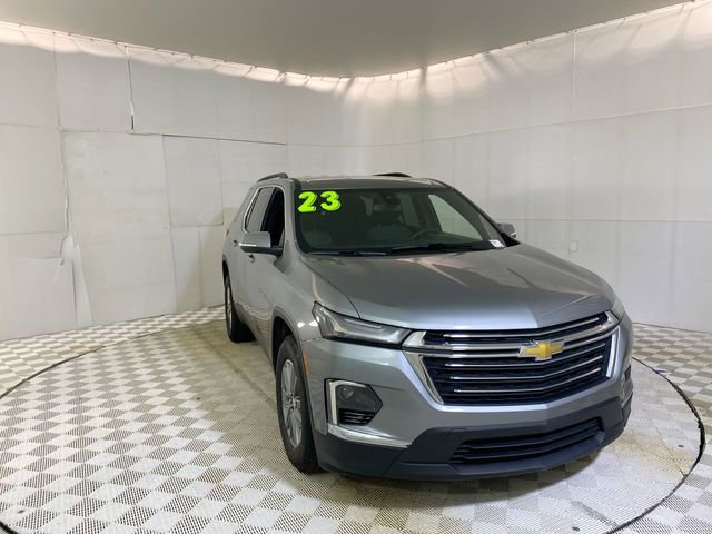 Used 2023 Chevrolet Traverse LT