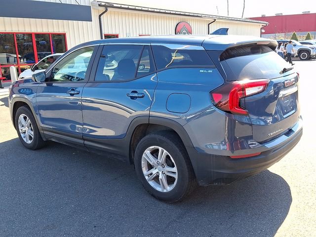 Used 2024 GMC Terrain SLE image 6