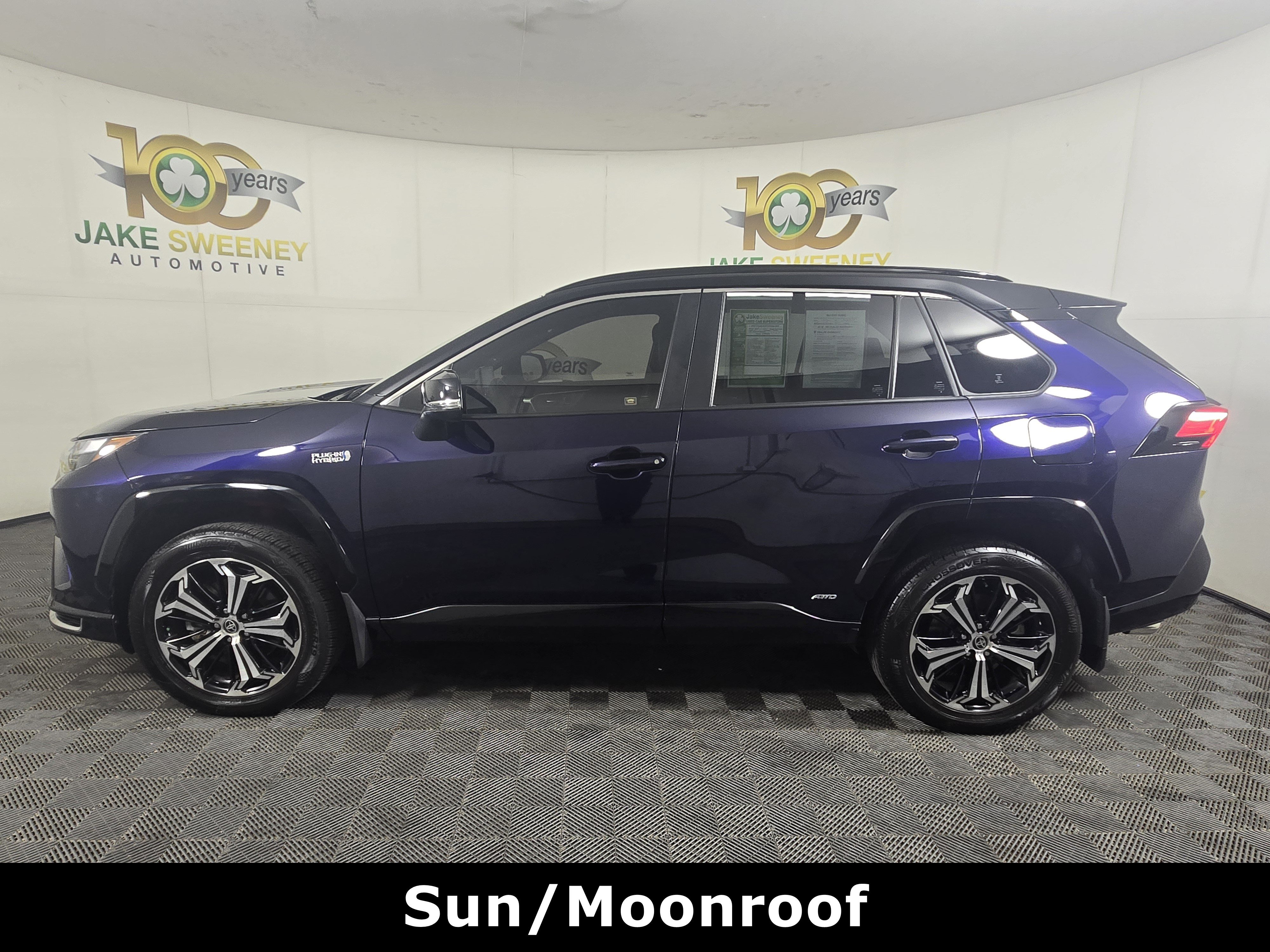 Used 2023 Toyota RAV4 XSE AWD/4WD image 6