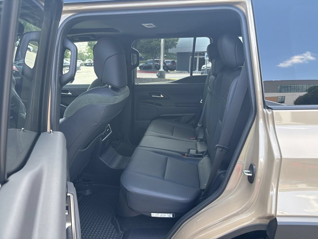 Certified 2025 Lexus GX 550 AWD/4WD image 18