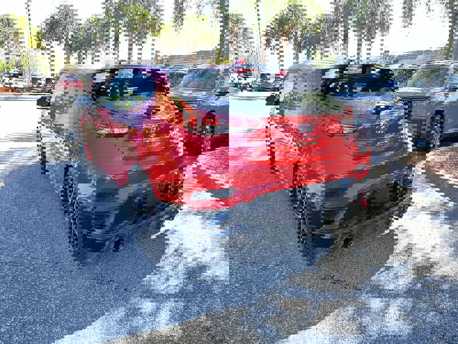 Used 2022 Hyundai Veloster N image 4