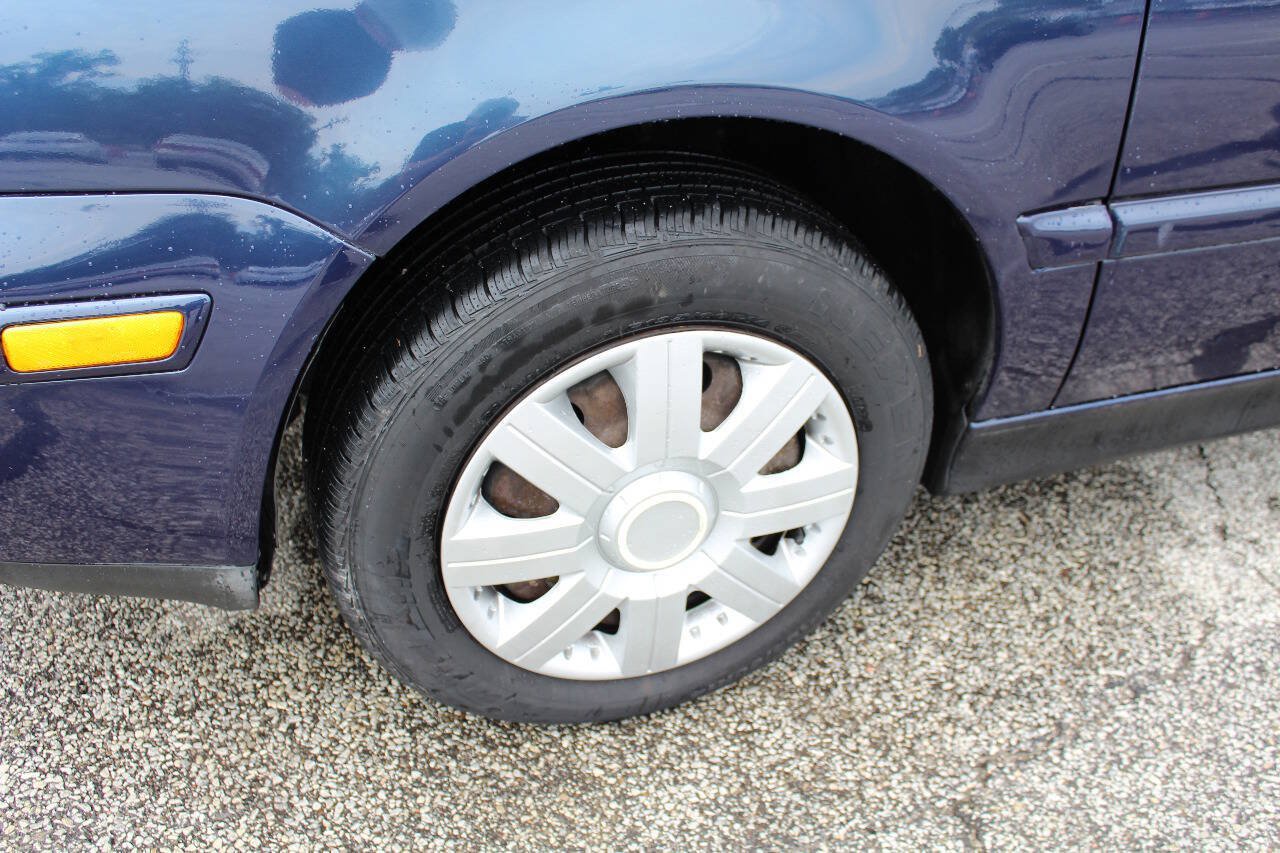 Used 2001 Volkswagen Cabrio GL FWD image 10